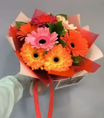 Цветочное конфетти